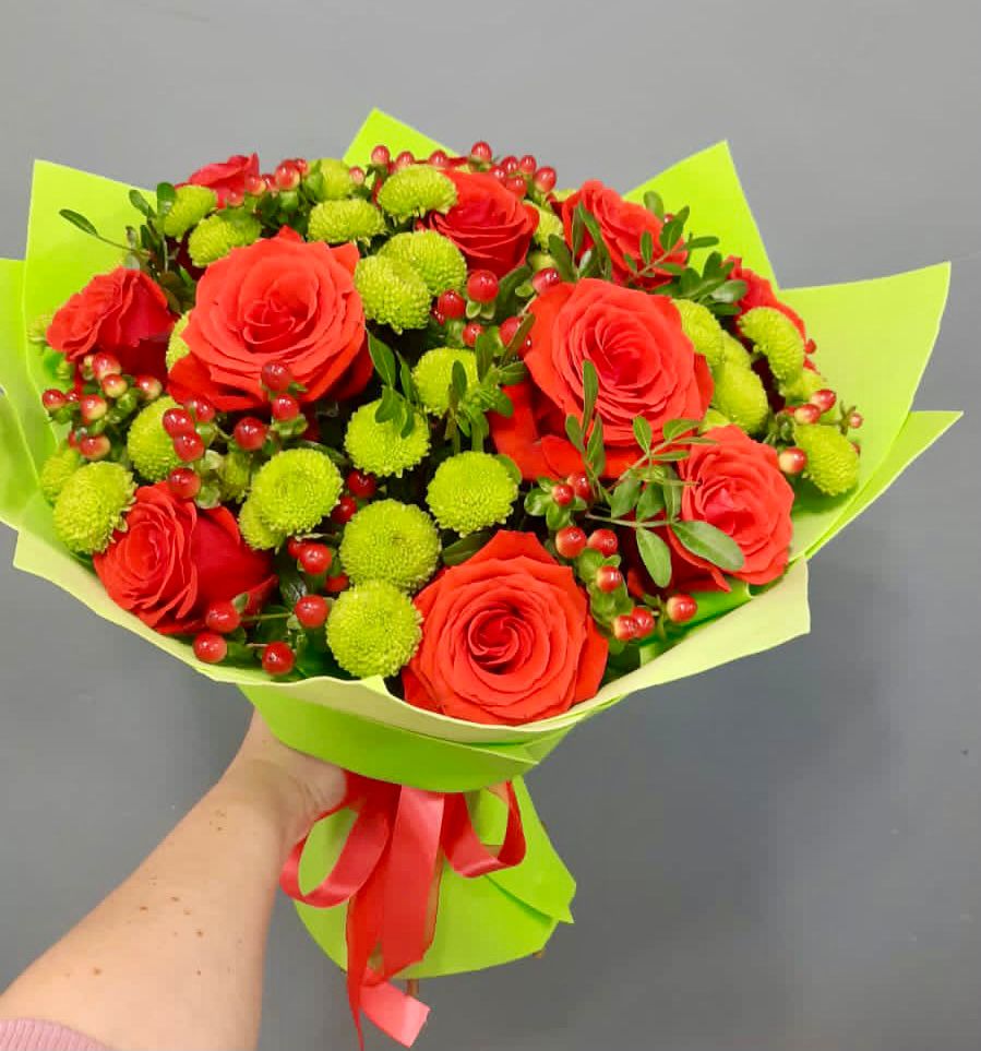 Букет цветов из: Хризантемы и Розы в Фирово