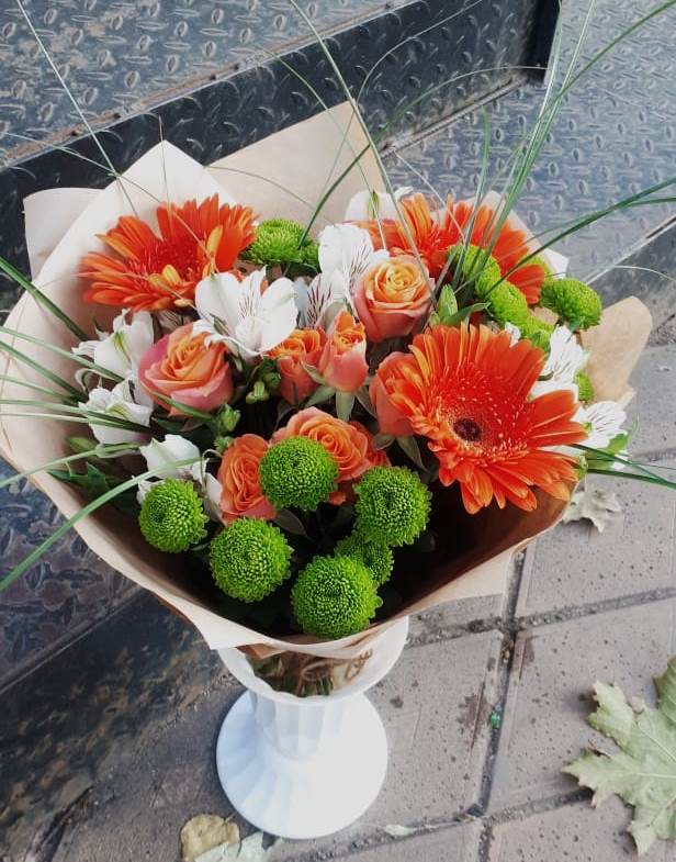 Букет цветов из: Герберы, Хризантемы, Альстромерии и Розы в Фирово