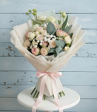 Букет цветов из:  Розы и Лизиантусы в Фирово