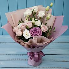 Букет цветов из:  Розы и Лизиантусы в Фирово