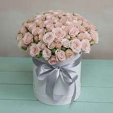 Цветочная композиция из Розы в шляпной коробке в Фирово