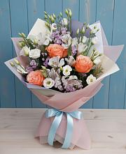 Букет цветов из:  Лизиантусы, Розы, Альстромерии и Гипсофила #REPLACE_PRED# Фирово