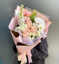 Букет цветов из:  Хризантемы и Розы в Фирово