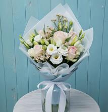 Букет цветов из:  Розы и Лизиантусы в Фирово