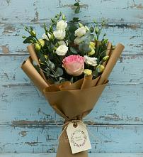 Букет цветов из:  Розы и Лизиантусы в Фирово